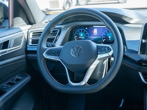 New 2026 Volkswagen Atlas Cross Sport SE image 23