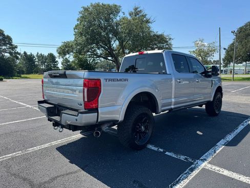 Used 2020 Ford F250 Platinum w/ Tremor Off-Road Package AWD/4WD image 6