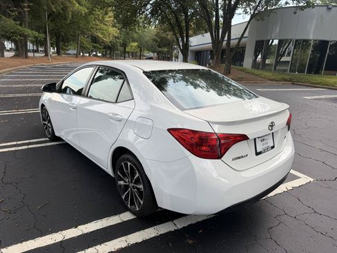 Used 2019 Toyota Corolla SE FWD image 7