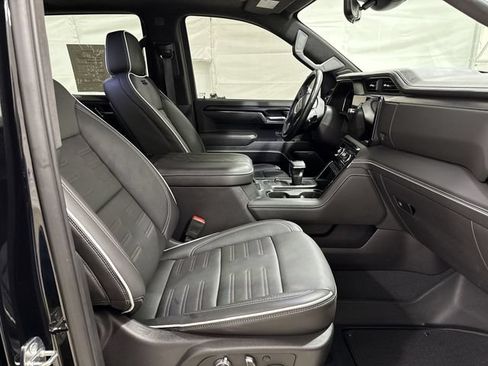 Used 2024 GMC Sierra 1500 AT4X AWD/4WD image 26