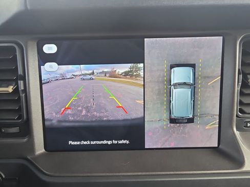 New 2025 Ford Bronco Badlands image 21