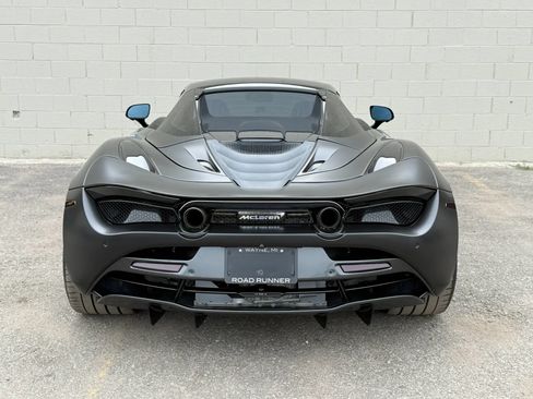 Used 2022 McLaren 720S Performance RWD image 12