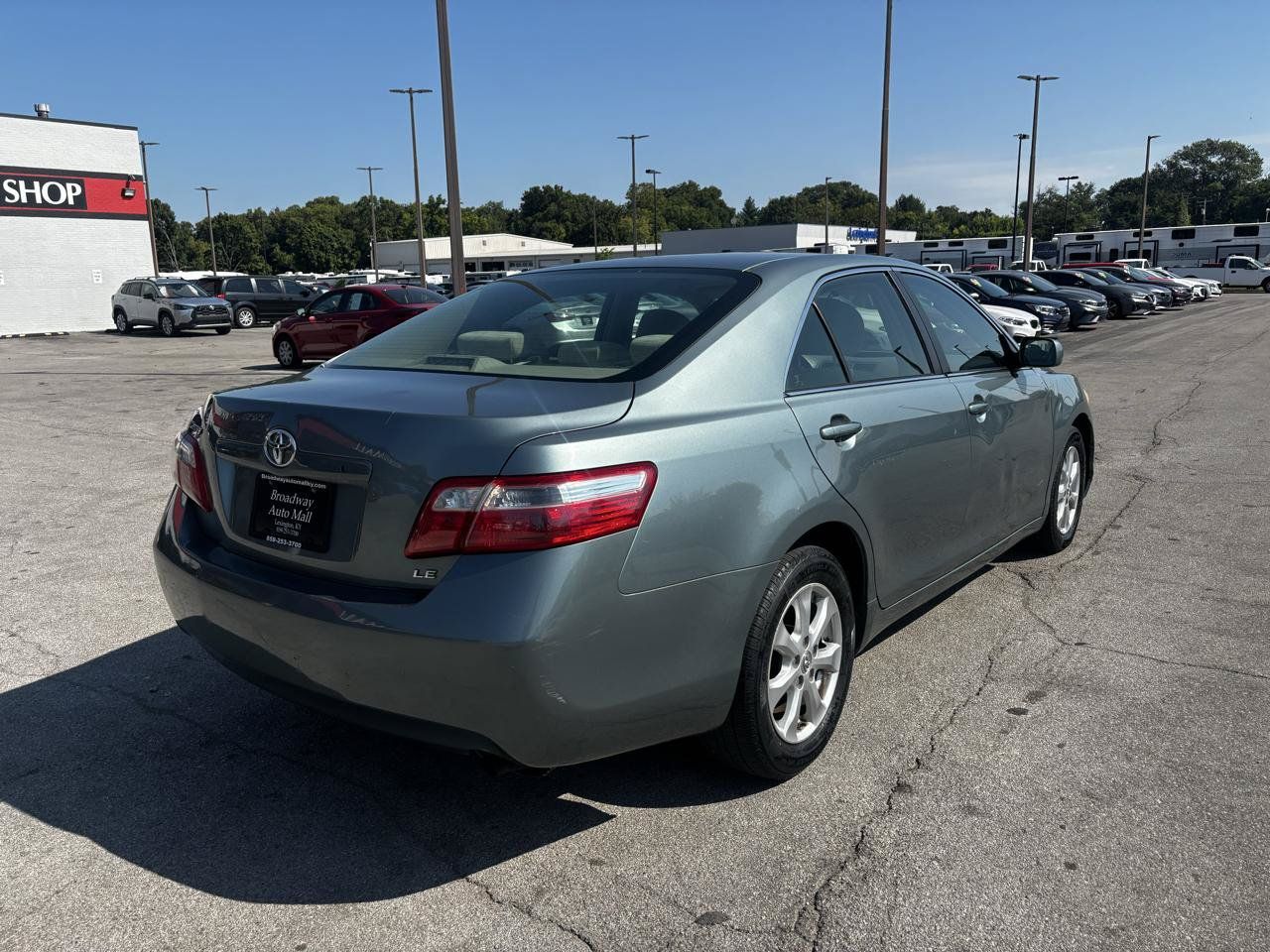 Used 2007 Toyota Camry LE FWD image 3
