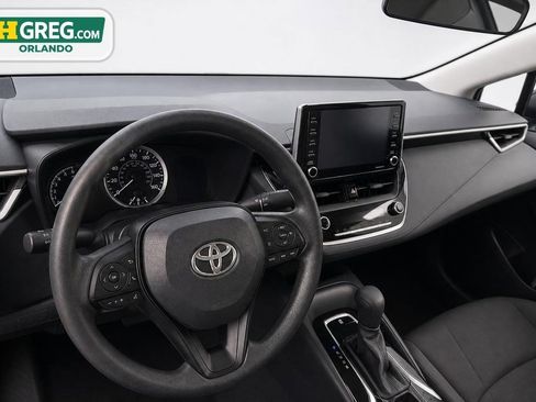 Used 2021 Toyota Corolla LE w/ LE Convenience Package FWD image 14