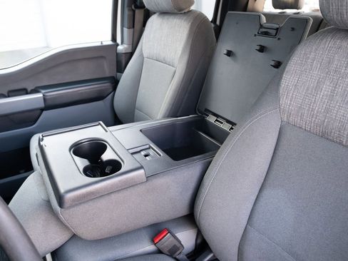 Used 2023 Ford F150 XLT w/ Trailer Tow Package image 8