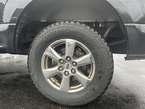 Used 2018 Ford F150 XLT w/ Equipment Group 302A Luxury AWD/4WD image 9