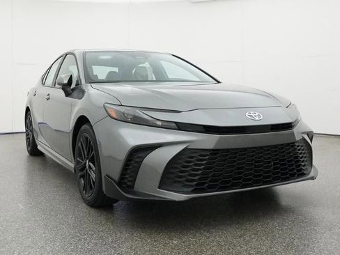 New 2026 Toyota Camry SE FWD image 30