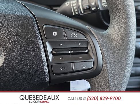 Used 2026 Hyundai Venue SE FWD image 14