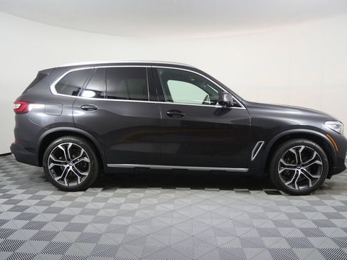 Used 2020 BMW X5 sDrive40i w/ Premium Package image 2