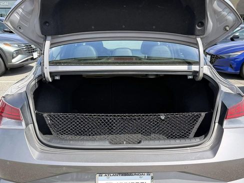 Certified 2023 Hyundai Elantra Limited w/ Cargo Package FWD image 6