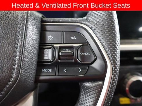 Used 2024 Toyota Tacoma Limited image 22