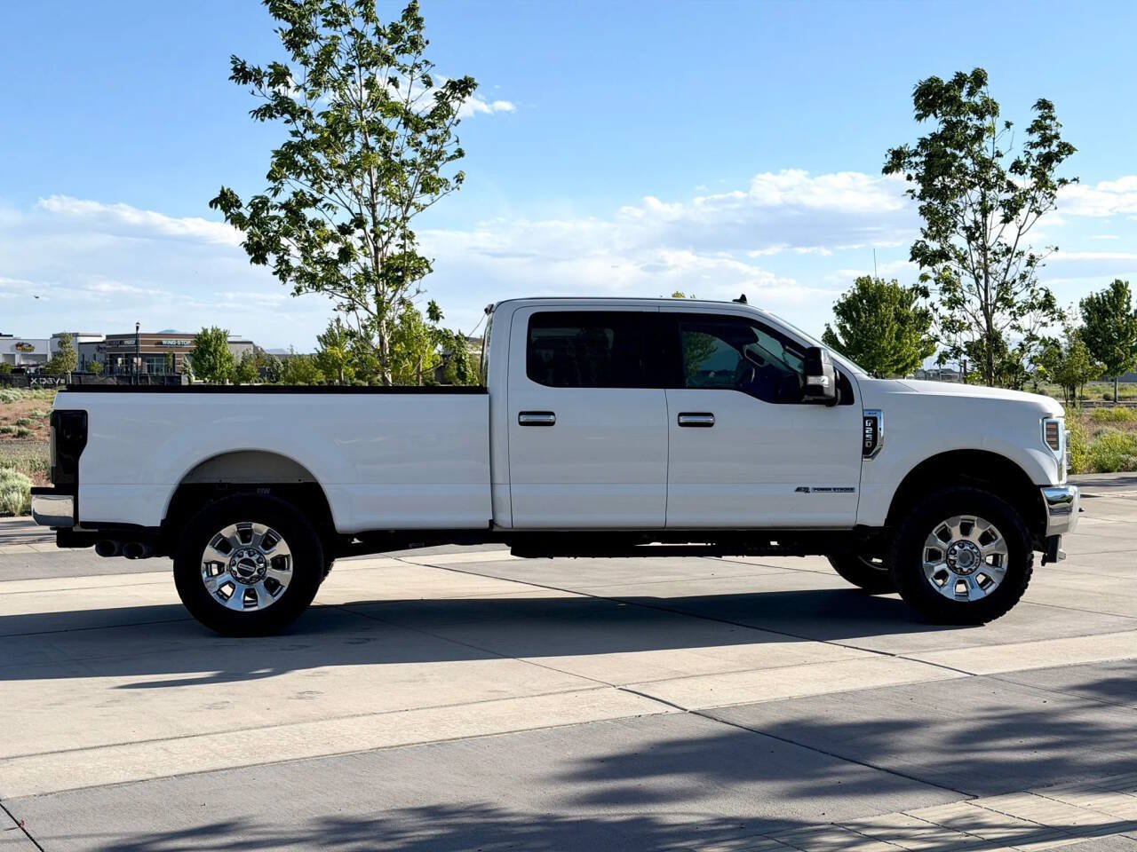 Used 2017 Ford F250 XLT AWD/4WD image 4