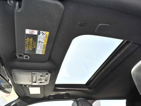 Certified 2024 Toyota Tacoma TRD Sport w/ TRD Sport Premium Package image 19