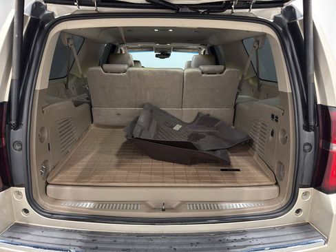 Used 2016 Chevrolet Suburban LTZ image 33