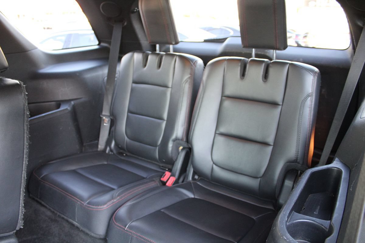 Used 2017 Ford Explorer Sport AWD/4WD image 26