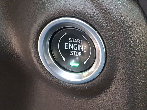 Used 2020 GMC Sierra 1500 SLT w/ SLT Premium Plus Package image 29