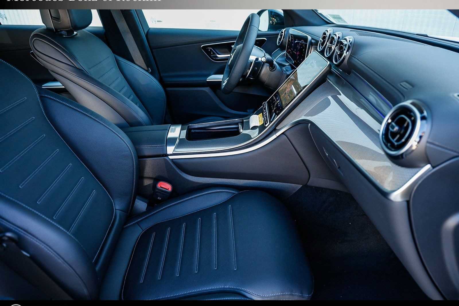 New 2026 Mercedes-Benz GLC 43 AMG 4MATIC image 18