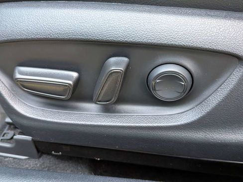 Used 2024 Toyota Camry SE FWD image 16