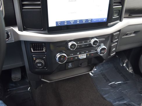 Used 2022 Ford F150 XLT w/ Equipment Group 302A High AWD/4WD image 14