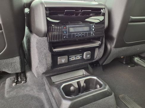 New 2026 Jeep Grand Wagoneer Limited w/ Premium Group II AWD/4WD image 25
