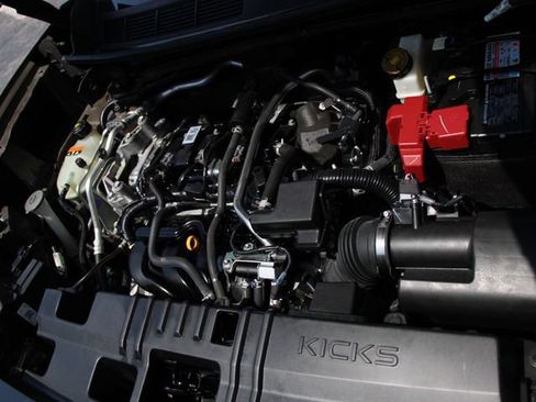 Certified 2025 Nissan Kicks S AWD/4WD image 30