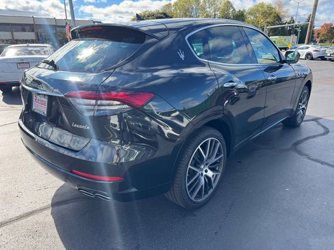 Used 2022 Maserati Levante GT image 14