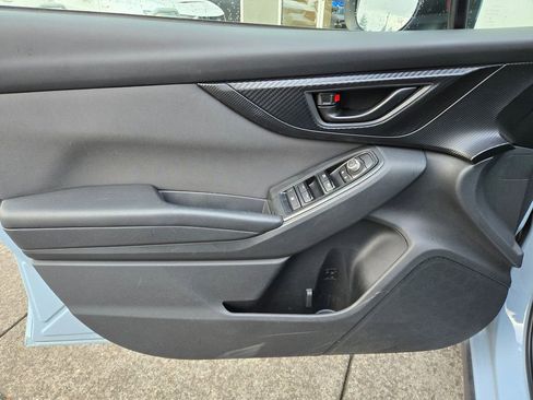 Used 2020 Subaru Crosstrek 2.0i Premium w/ Moonroof Package 2 image 11