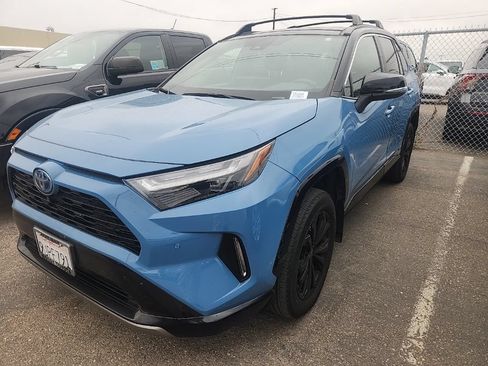 Used 2023 Toyota RAV4 XSE AWD/4WD image 3