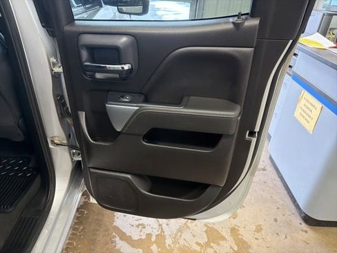 Used 2019 Chevrolet Silverado 1500 LT image 25