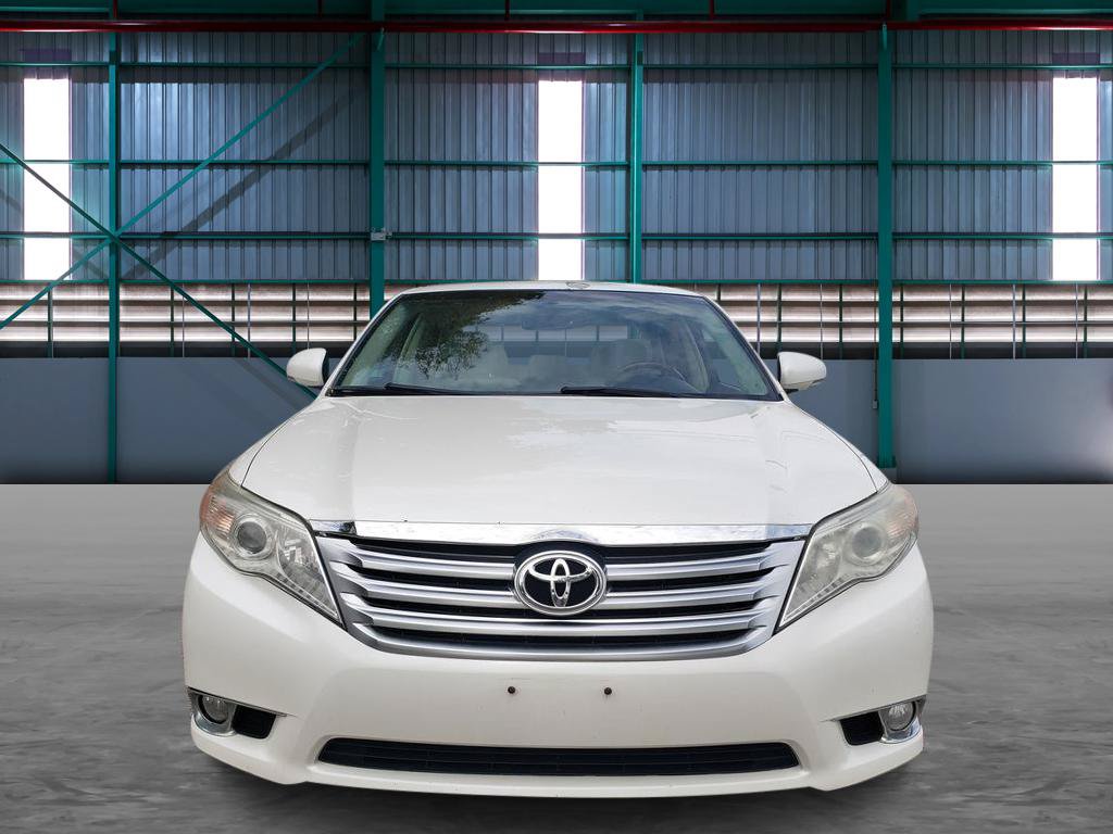 Used 2011 Toyota Avalon Limited FWD image 7
