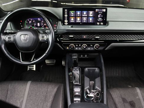 Used 2023 Honda Accord Sport image 17