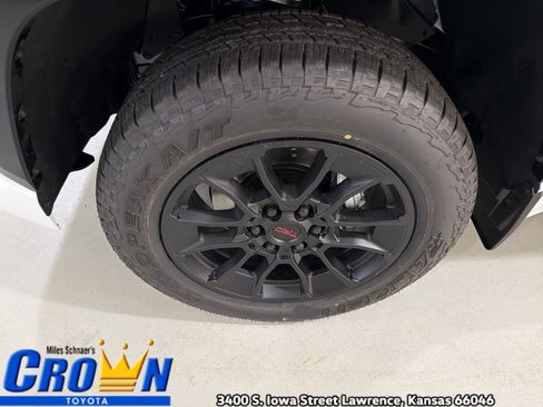 New 2026 Toyota Tundra Platinum AWD/4WD image 11