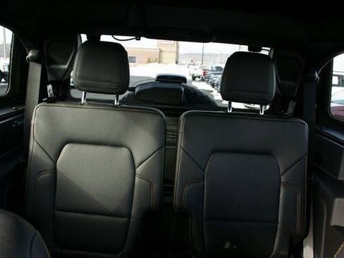 Used 2023 Ford Bronco Badlands w/ Sasquatch Package image 32