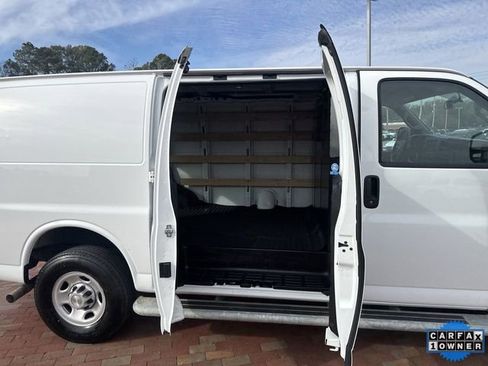 Used 2024 Chevrolet Express 2500 w/ Driver Convenience Package image 27