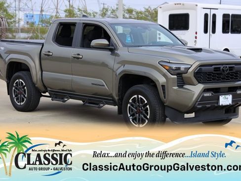 Used 2024 Toyota Tacoma TRD Sport image 1