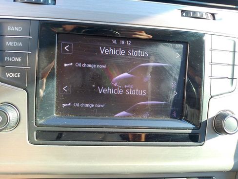 Used 2015 Volkswagen Golf TDI FWD image 17