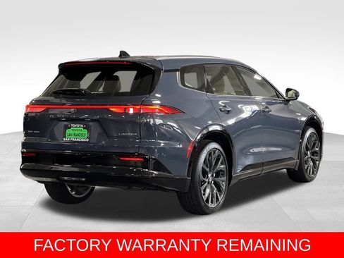 Used 2025 Toyota Crown Signia image 5