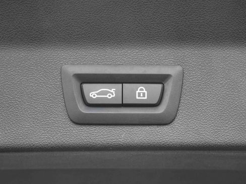 Used 2022 BMW X3 xDrive30i w/ Premium Package 2 image 39