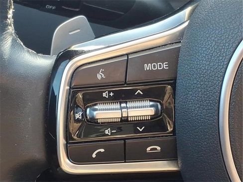 Used 2023 Kia Sorento SX Prestige image 18