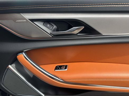 Used 2024 Jaguar XF R-Dynamic SE image 14