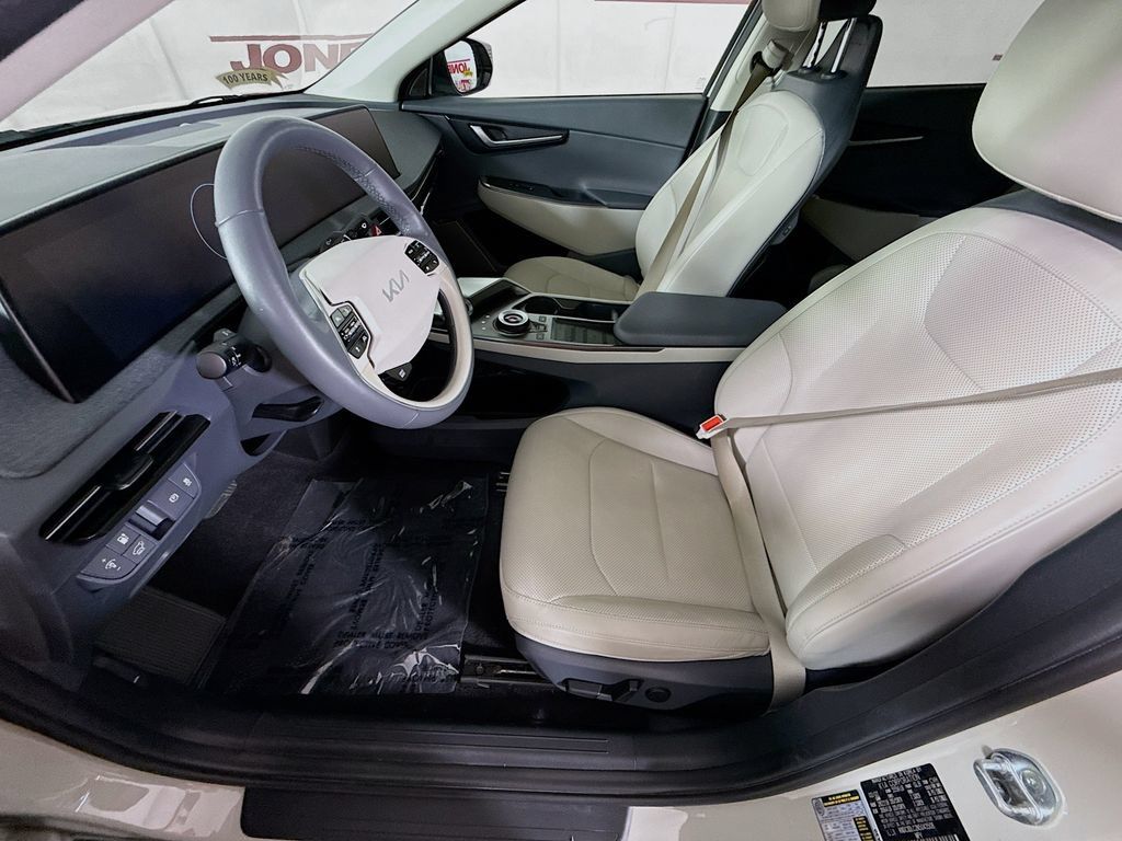 Used 2022 Kia EV6 Wind w/ Wind Technology Package AWD/4WD image 25