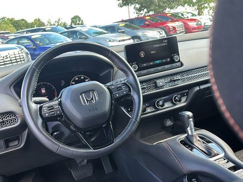 Used 2023 Honda HR-V Sport image 13