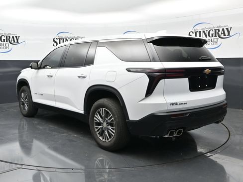 Certified 2024 Chevrolet Traverse LS FWD image 5