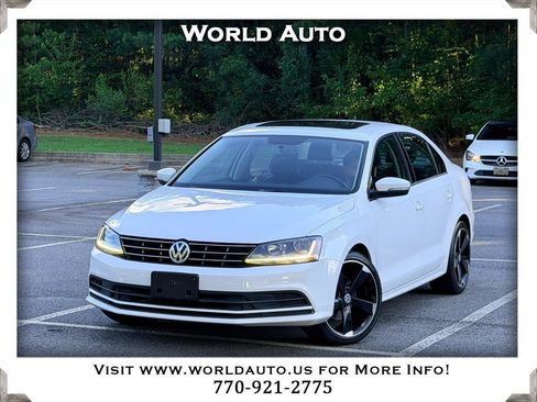 Used 2018 Volkswagen Jetta SE FWD image 1