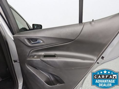 Used 2023 Chevrolet Equinox LT FWD image 28