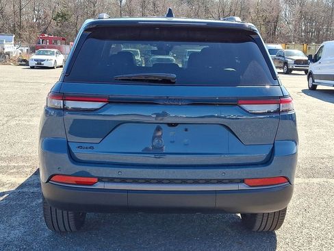 New 2026 Jeep Grand Cherokee Limited w/ Limited Altitude Package AWD/4WD image 7