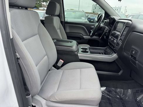 Used 2018 Chevrolet Silverado 1500 LT w/ All Star Edition AWD/4WD image 24