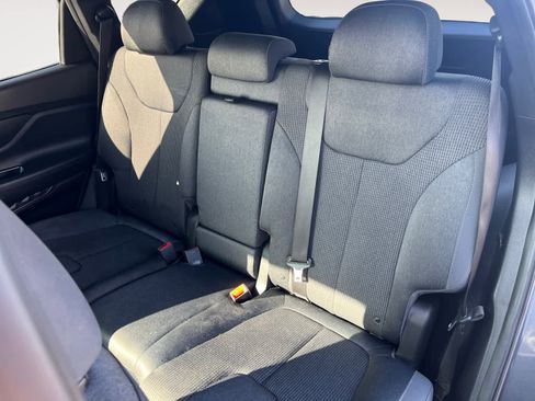 Used 2020 Hyundai Santa Fe SE image 13