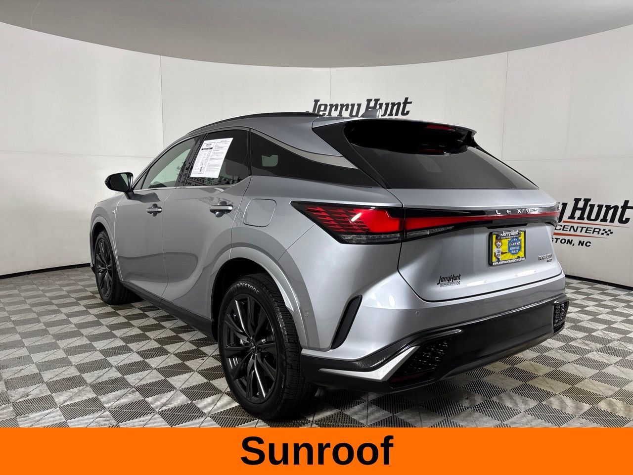 Used 2024 Lexus RX 350 F Sport w/ Convenience Package AWD/4WD image 9