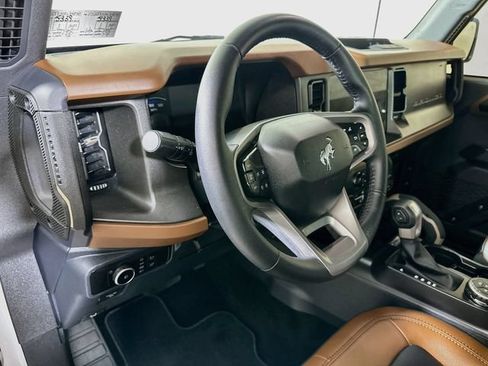 Certified 2024 Ford Bronco Outer Banks AWD/4WD image 13
